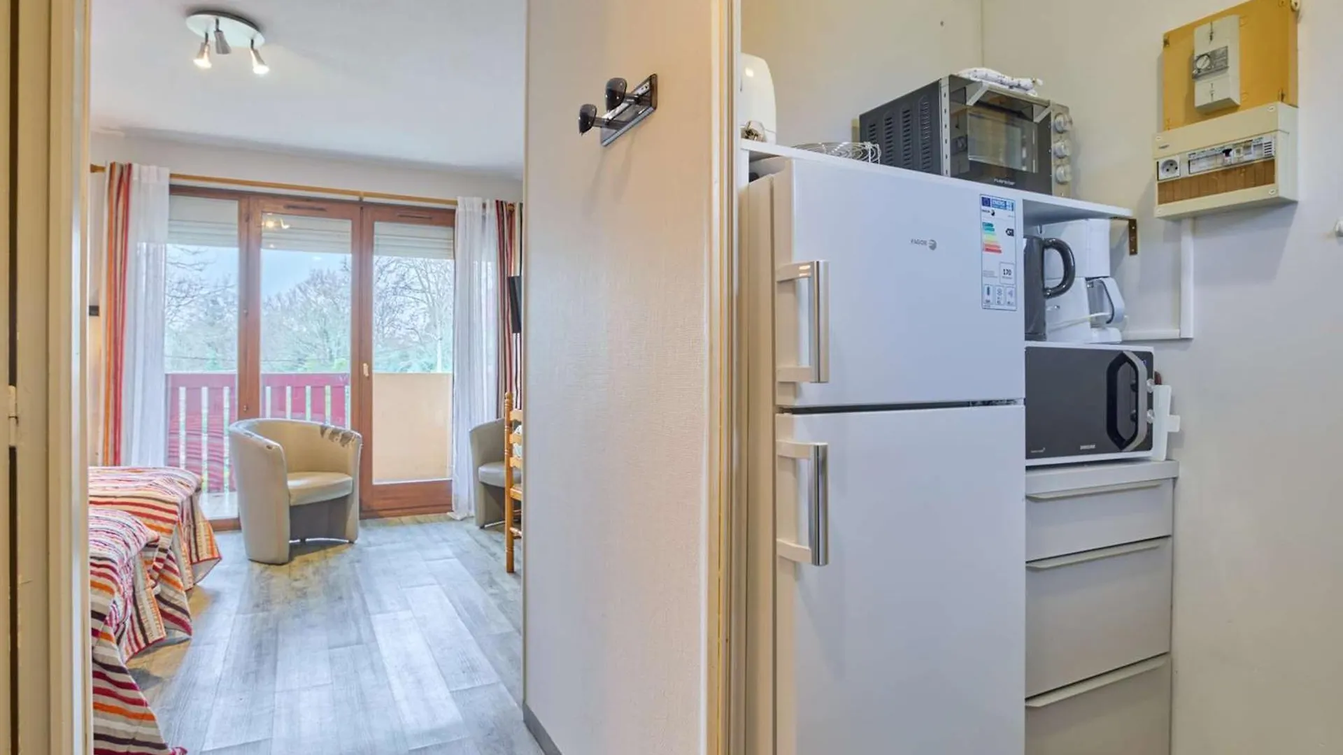 T1 Bis Avec Wifi, Terrasse, Proche Thermes - Fr-1-841-59 Cazaubon Frankreich